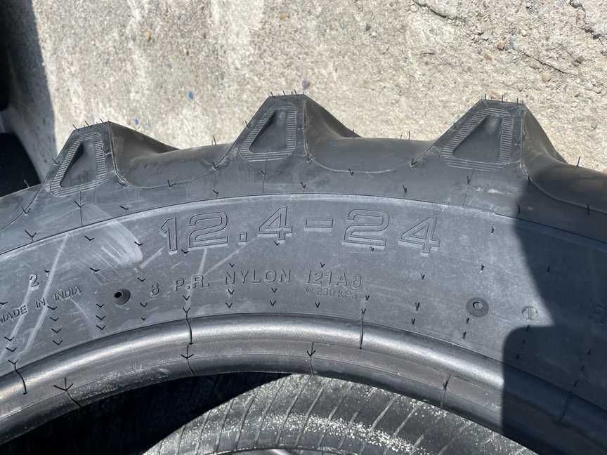Anvelope noi 12.4-24 cu 8 pliuri pentru tractor fata marca CEAT