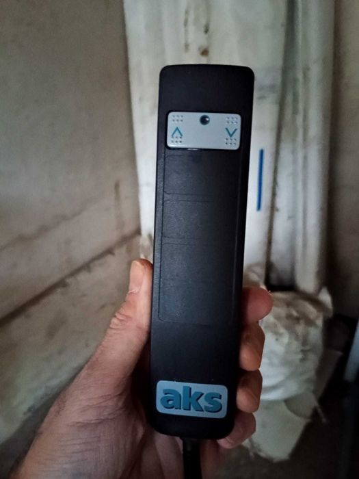 lift macara persoane cu dizabilitati cu telecomanda 2200 lei neg