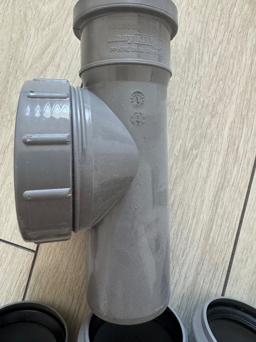 Robinet si accesorii instalatii sanitare