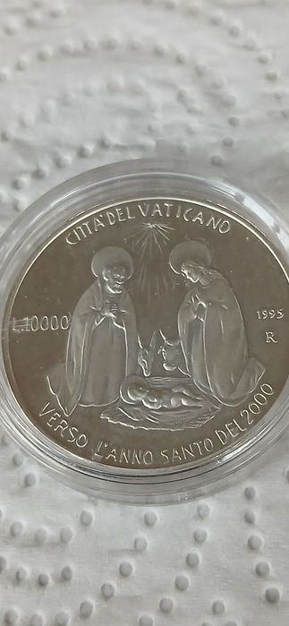 Сребърна монета.