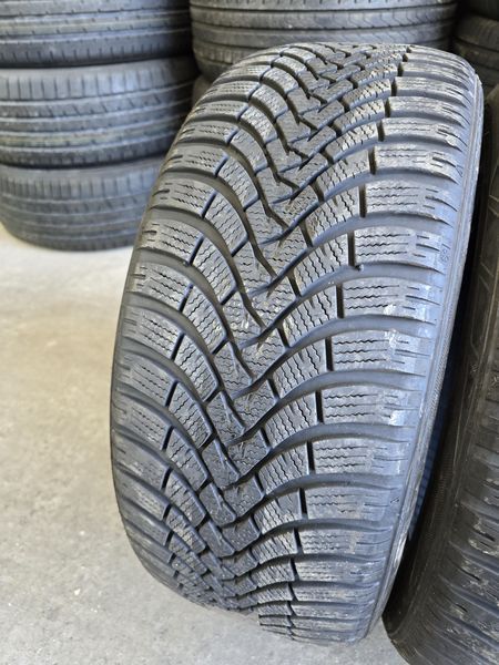 215/45/17 Falken 4бр