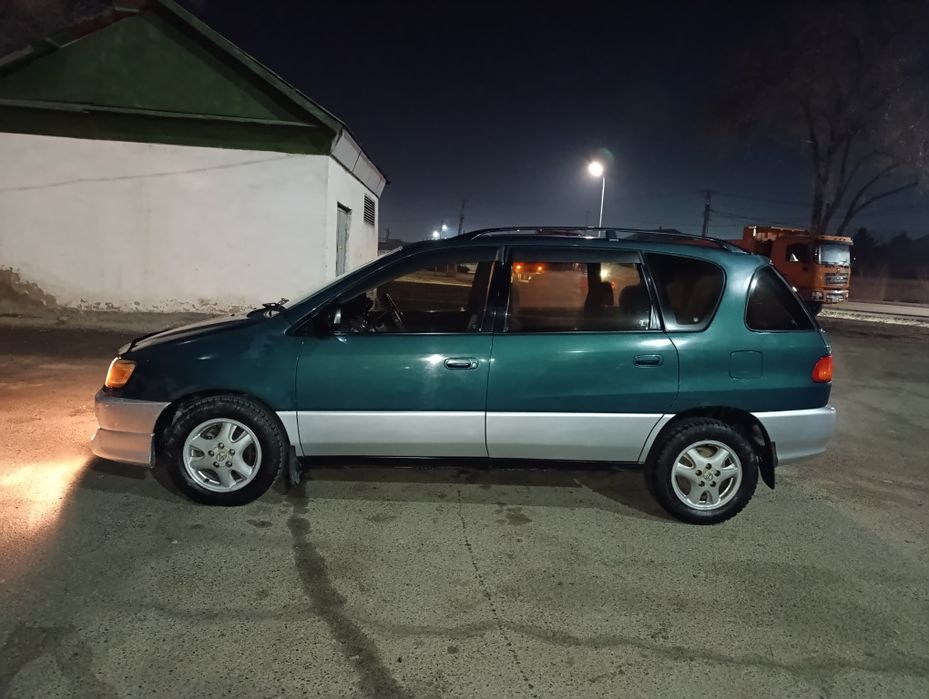 Продам Тойота Ипсум