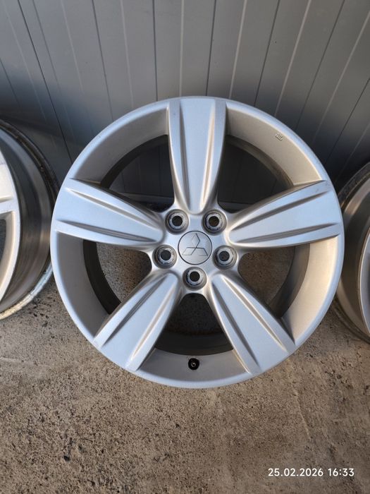 18/5/114,3-МИЦУБИШИ Оутлендър,ПЕЖО  4007,4008-перфектни