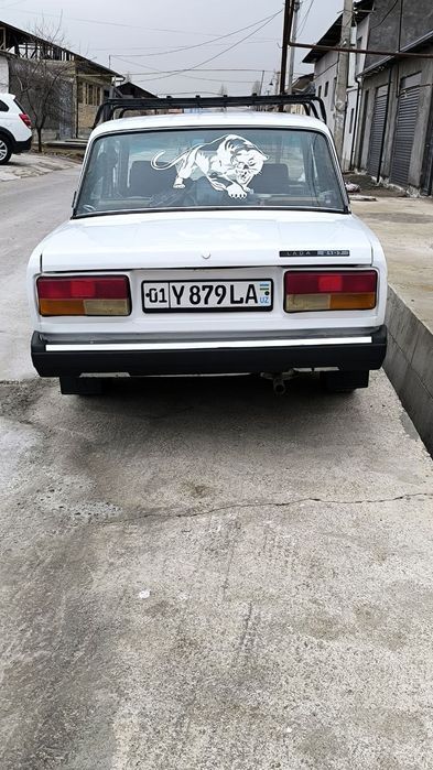 Juda yaxshi qaralgan kraska polni qilingan