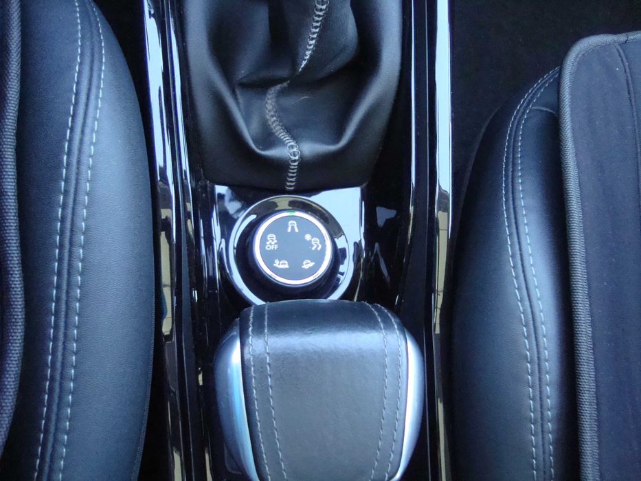 Proprietar ofera la vanzare  Peugeot 2008 1.6 BLUEHDI