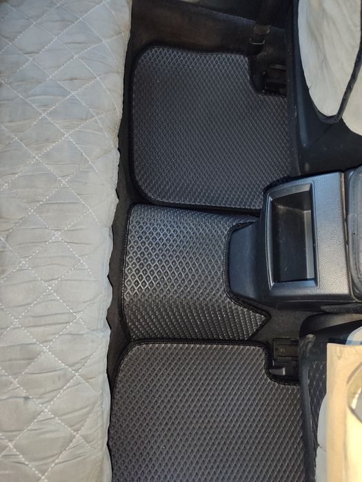 Subaru outback полики эва