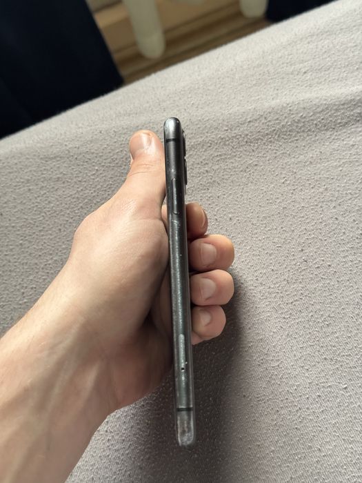 iPhone 11 64gb 100%