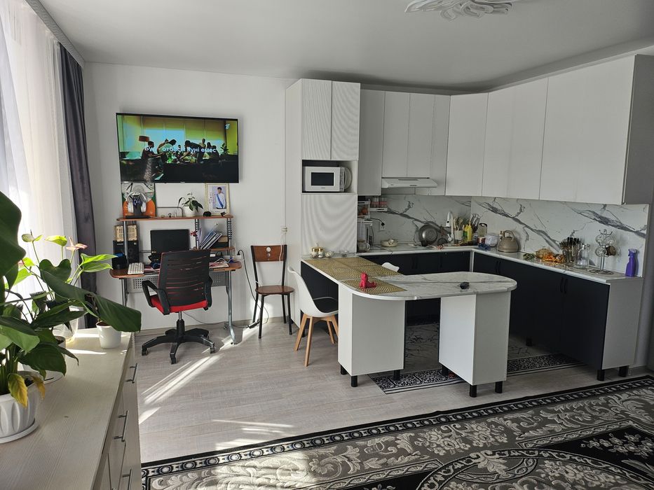 Продам 2х квартиру в новом доме ЖК Дастур на 9 мкр. - Widok 3