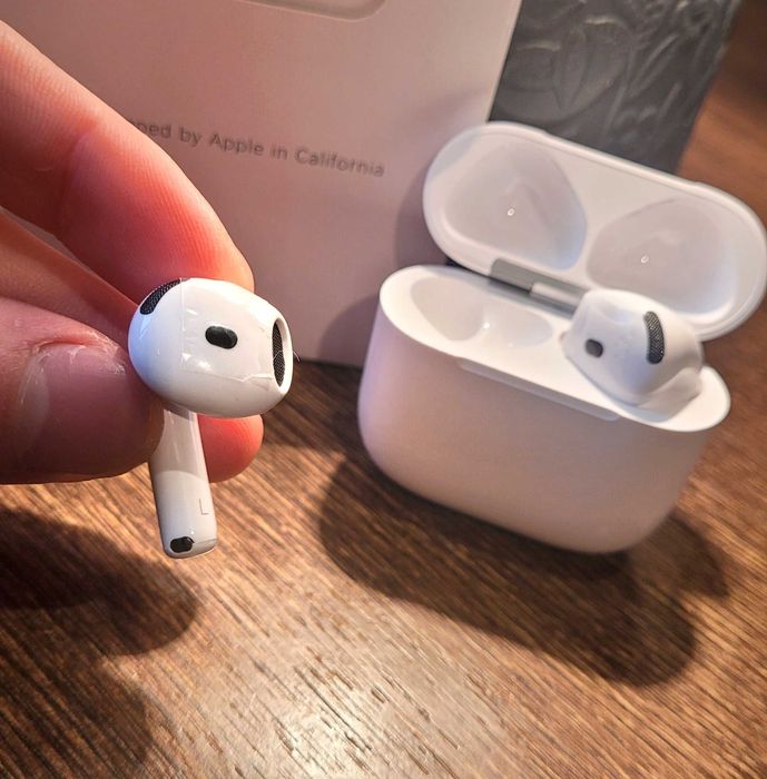 AirPods 4 ANC Sigilate — livrare / predare personală