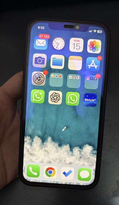 Продам iphone 12 RED 64GB