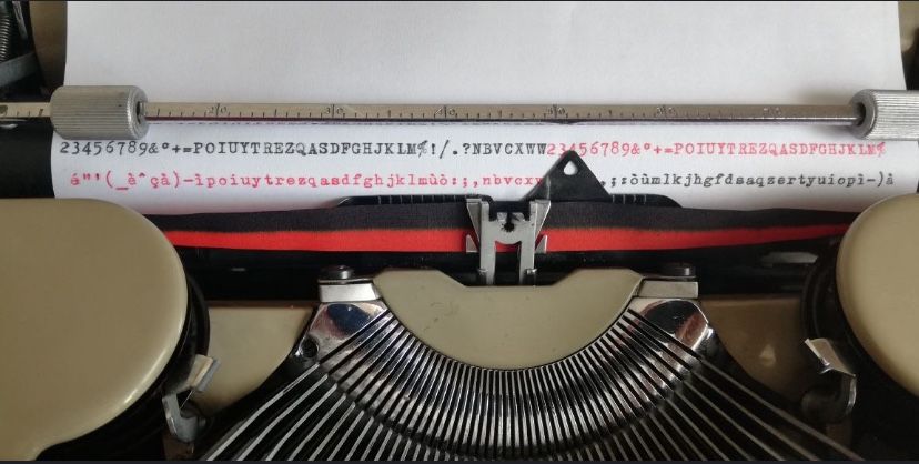 Masina de scris Ollivetti studio 42