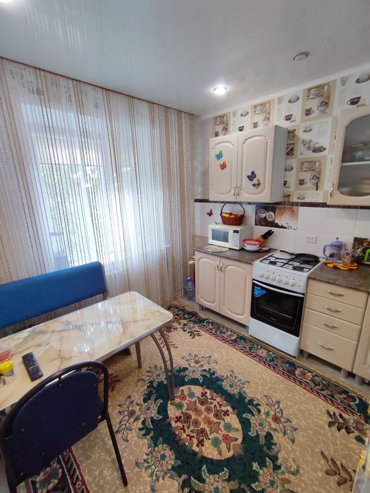 Продается 2-комн (9-43, 1 эт)