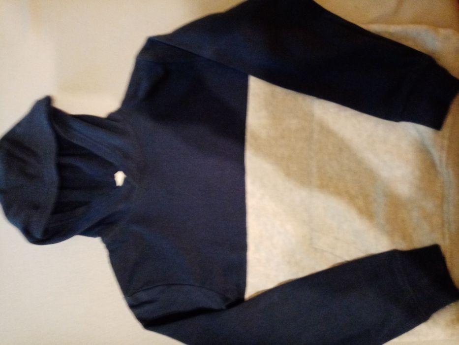 Намалявам! Суитшърт H&M с качулка