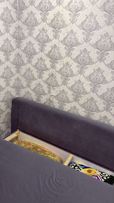 Диван б/у в отличном состояние