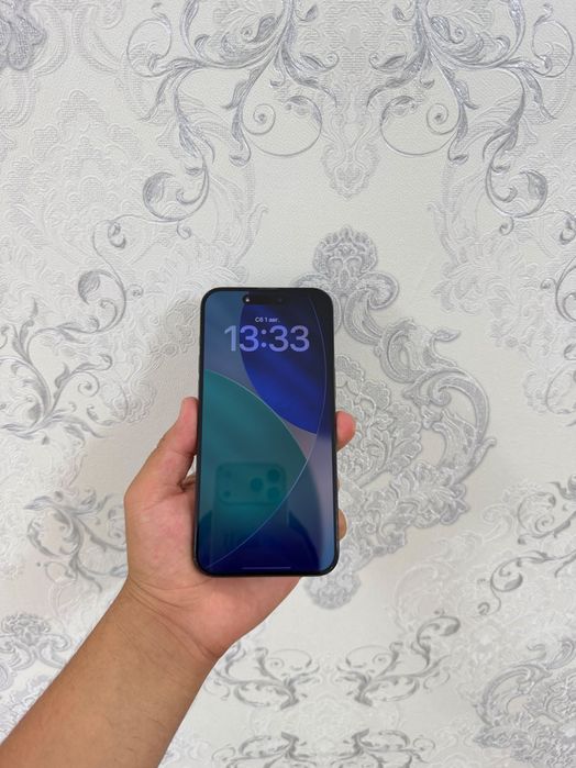 Iphone 15 Pro Max 256  Uzimeidan 2 sim otgan