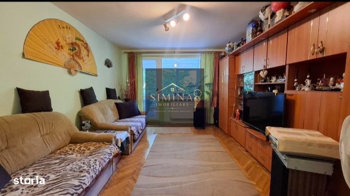 Apartament 3 Camere, De Vânzare, Zona Super — fotografia 1