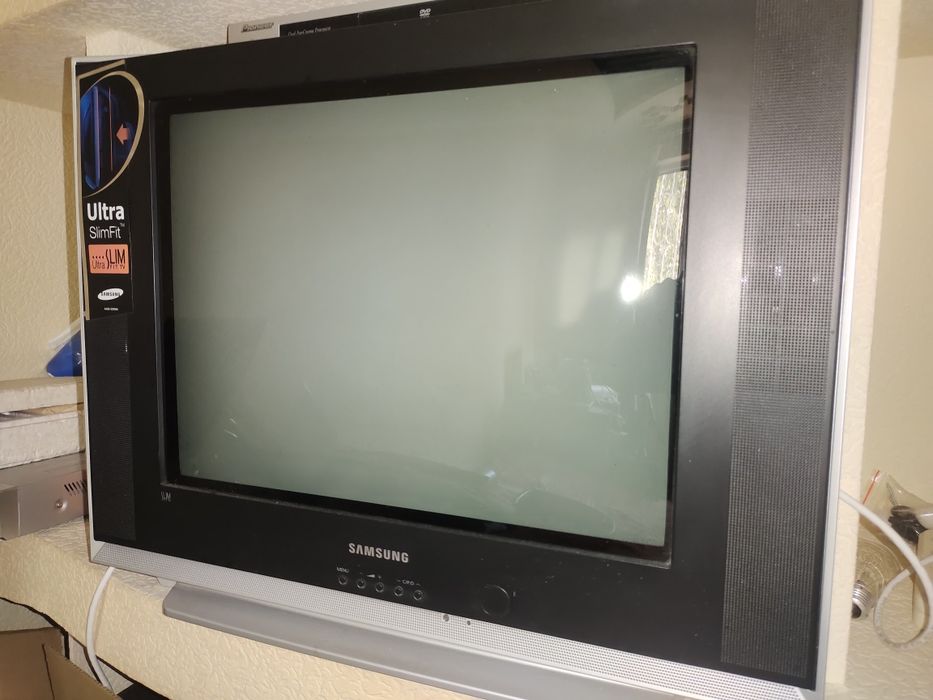 Продаётся Телевизор Samsung
