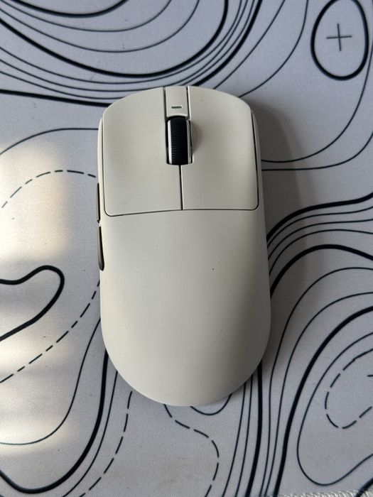 Продам мышку VXE R1