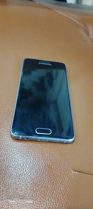 Samsung galaxy A3   android  работи със всички оператори