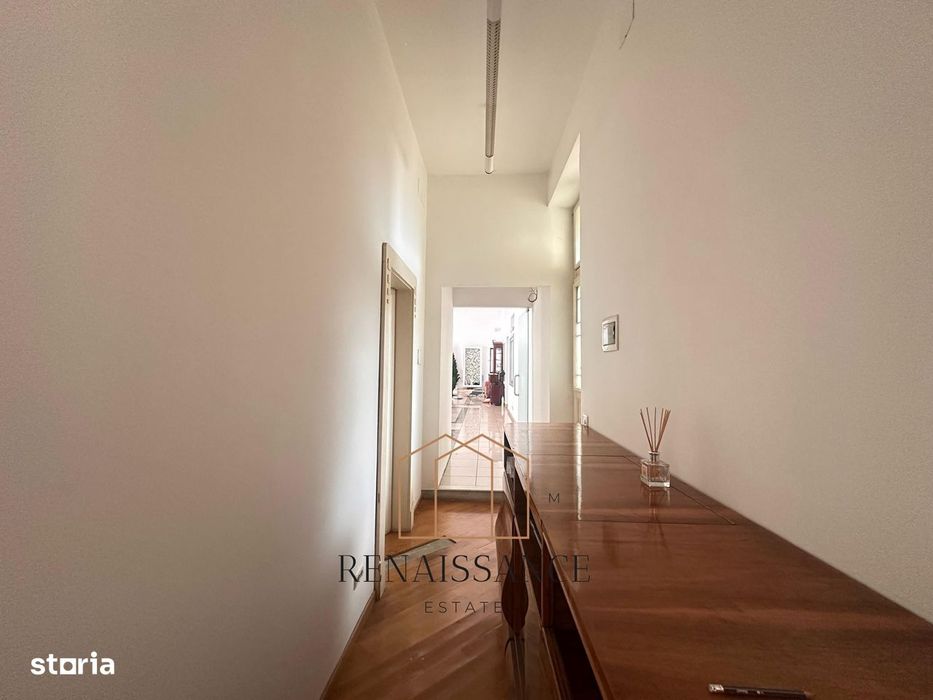Piata Unirii 4 Camere | 180mp Etaj 2/3 | Palatul Bruck - renovat