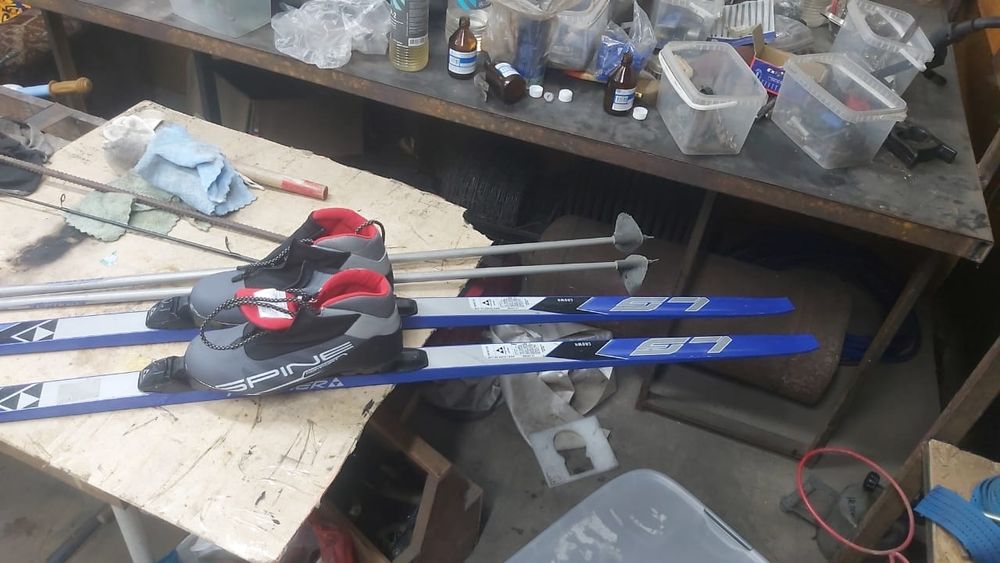 Комплект лыжи FISHER