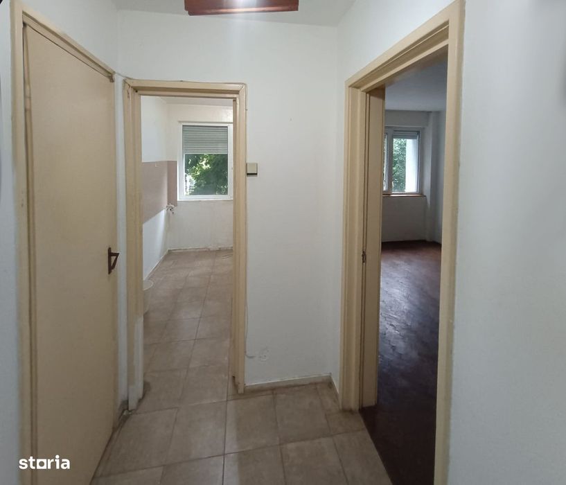 Apartament De Vânzare