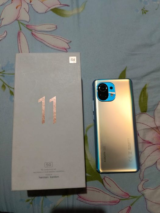 Xiaomi mi 11 ram 8 встроенной 256 флагман