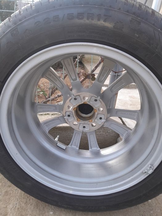 Vând roți bmw,225 55 17.   M+S
