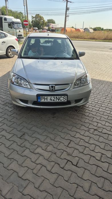 Honda civic 4dr hybrid  schimb