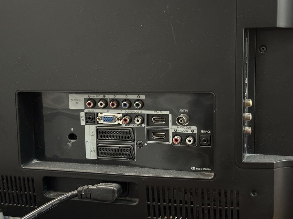 Продам Samsung телевизор с пультом