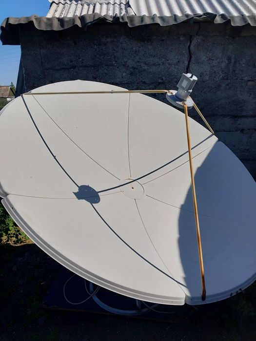 Продаю спутниковую антену