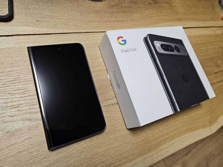 Google Pixel Fold, сгъваем телефон