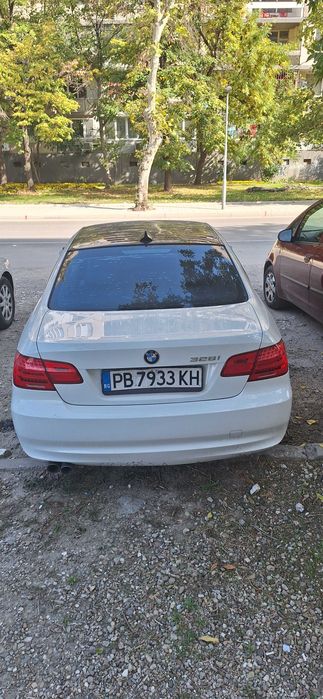 BMW 328i 2011 coupe