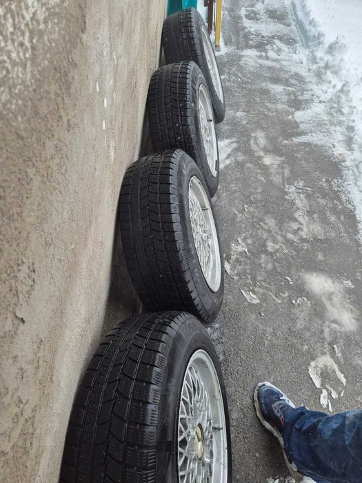 Продам диски без шин на 15