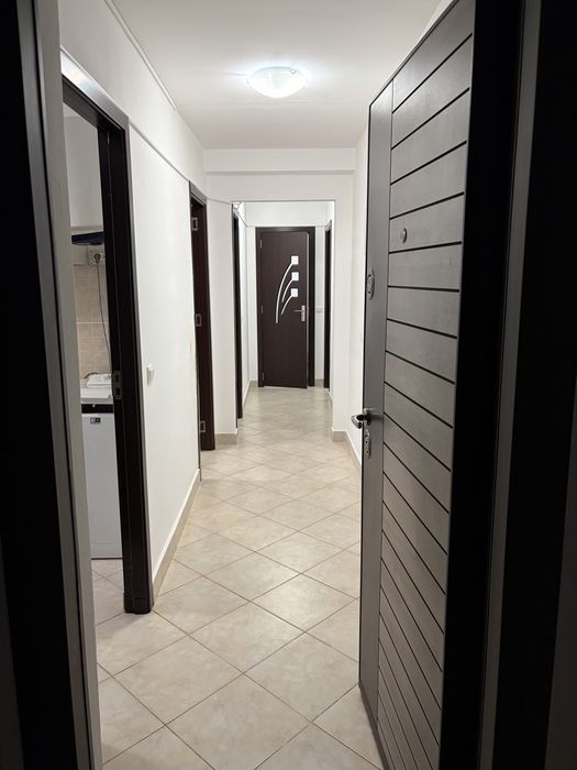 Inchiriez apartament 2 camere decomandate central