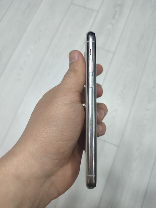 iPhone 11 pro 64 gb ( face id ) bor