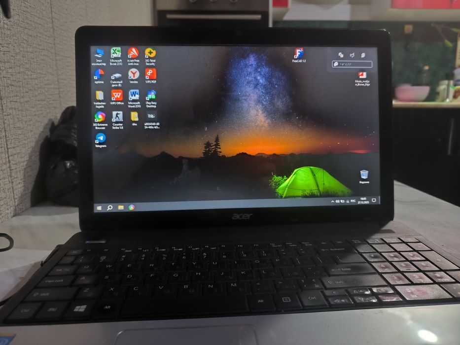 Acer noutbuk sotiladi