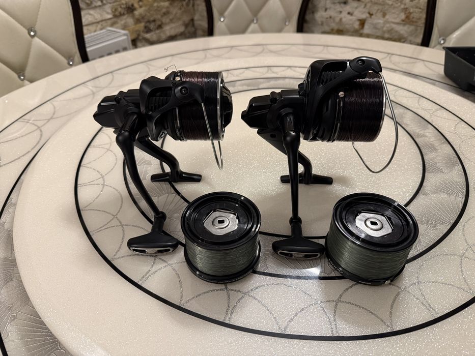 Vand 2 mulinete shimano ultegra 14.000 XTD