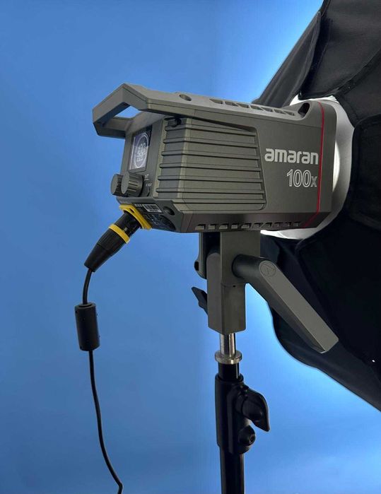 Aputure Amaran Lampa Led 100X Bi-Color Montura Bowens 16 mm