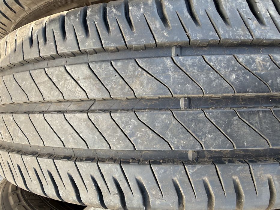 Set Anvelope vara Michelin 235 65 16 c