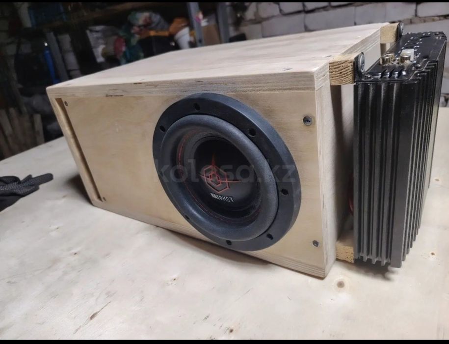 Продам сабвуфер Урал