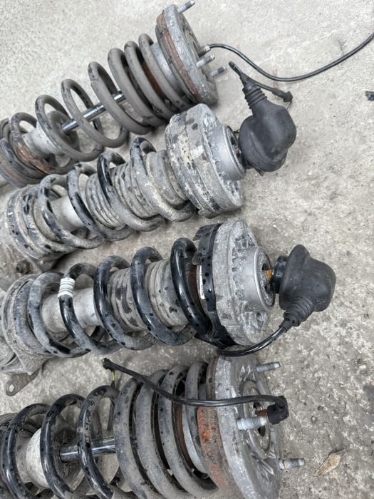 Електрически амортисьори едц окачване бмв м5 ф10 bmw m5 f10 макферсон