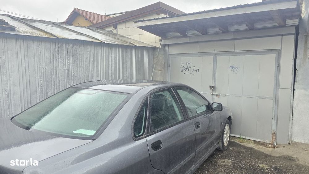 Vand garaj in Deva, pe strada Cernei, suprafata utila 19 mp + PARCARE
