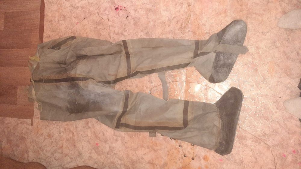 Сапоги, плащь резиновый