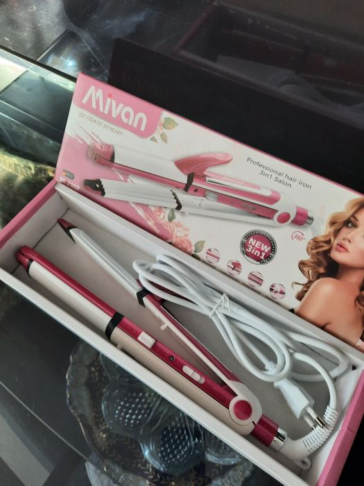 Плойка. Выпрямитель для волос.