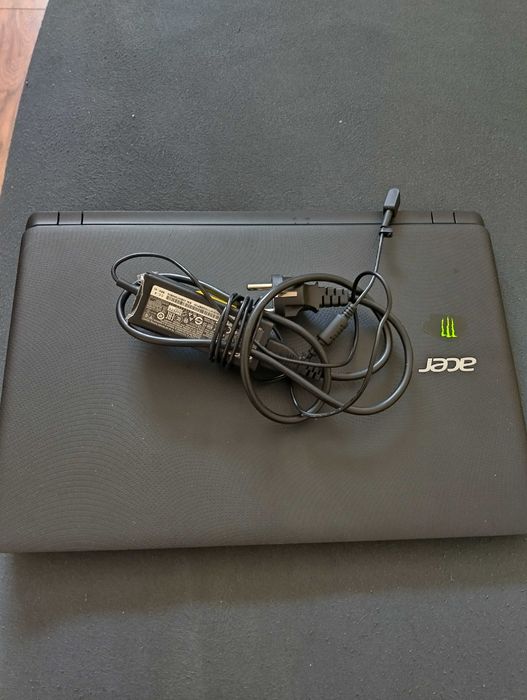 Продава компютър Acer