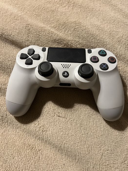 Sony плейстейшън контролер