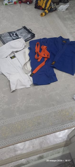 Продаётся Кимоно отличный