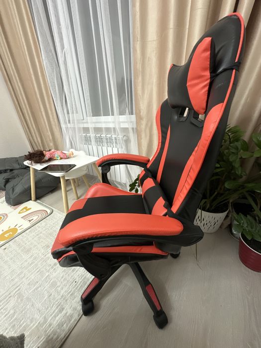 Продам игровое кресло