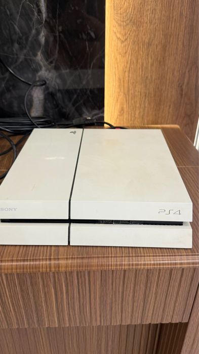 Sony play station 4